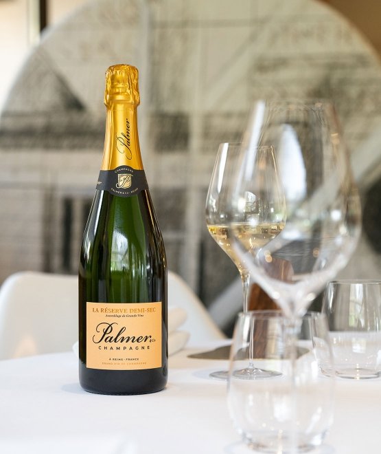 Champagne La Réserve Demi-Sec